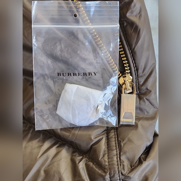NWT Burberry down jacket - Picture 7 of 13